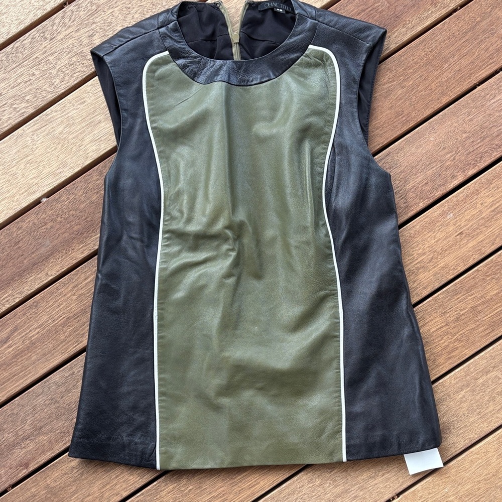 Ohne Titel Olive and Black Tank Top